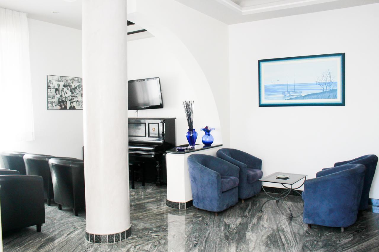 Hotel Della Motta Bellaria – Igea Marina Kültér fotó