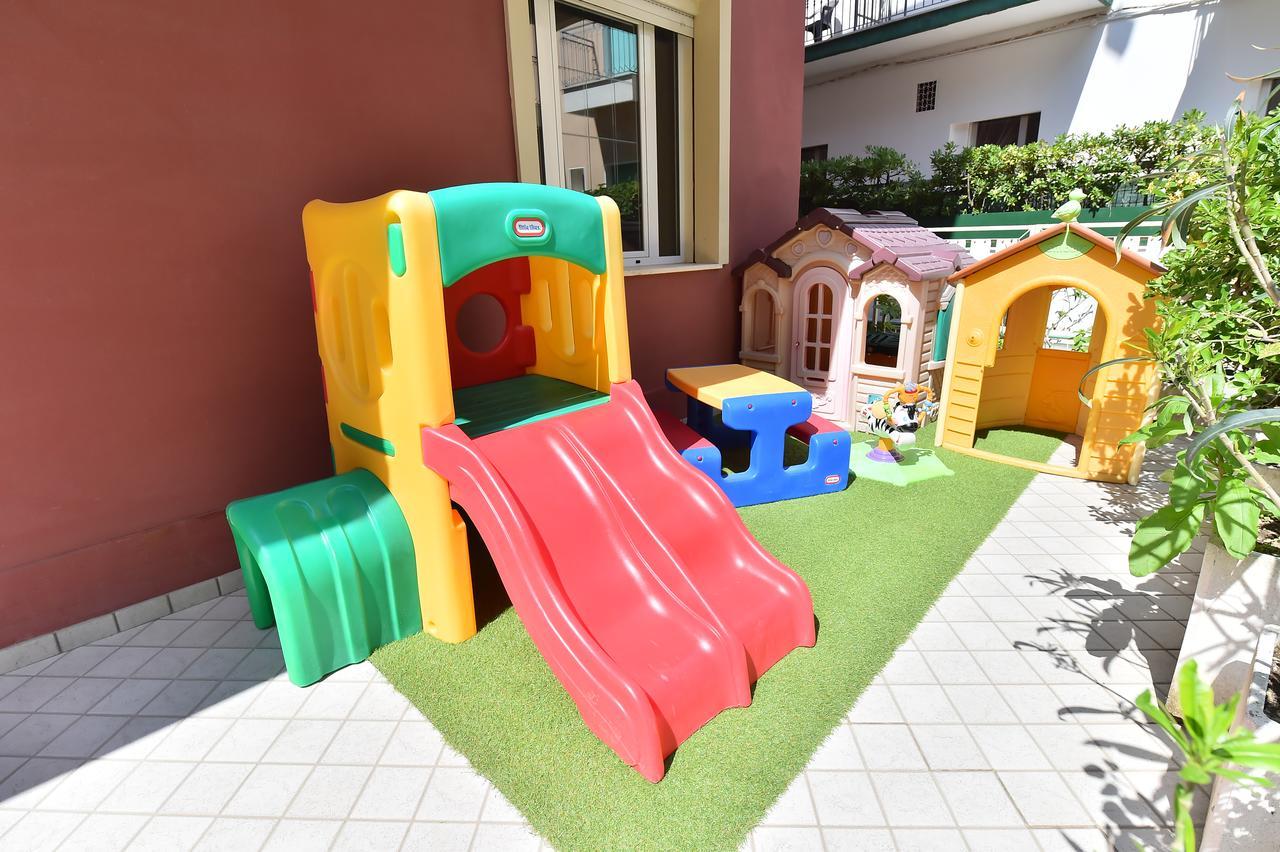 Hotel Della Motta Bellaria – Igea Marina Kültér fotó